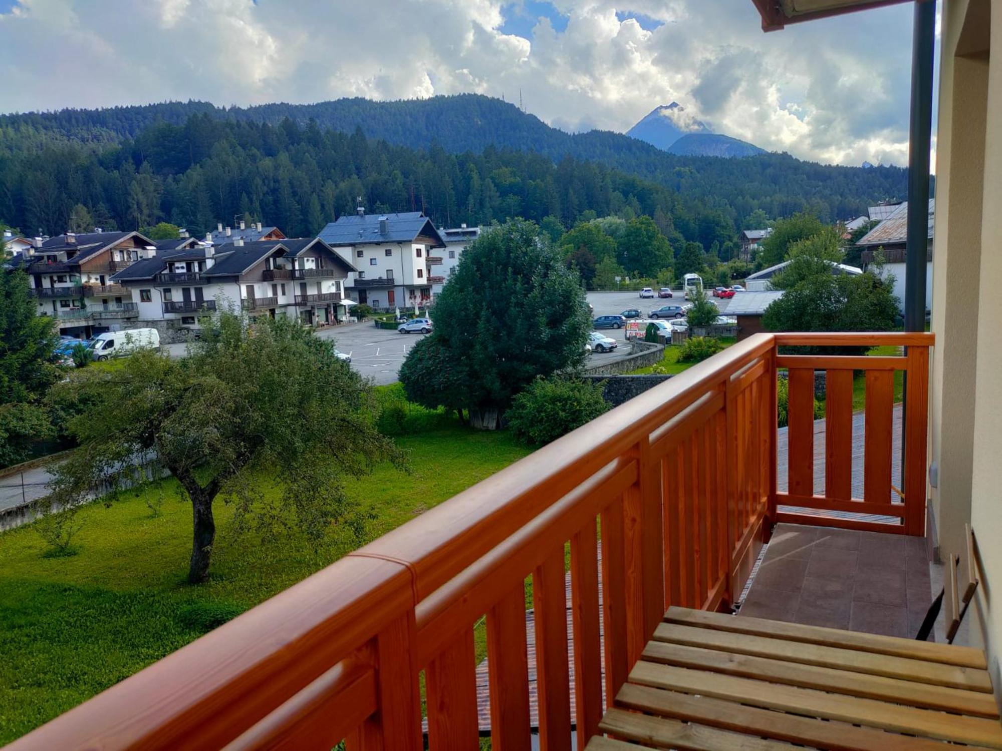 פייבה די קדורה Ciasa De Le Nene - Dolomiti Guesthouse מראה חיצוני תמונה